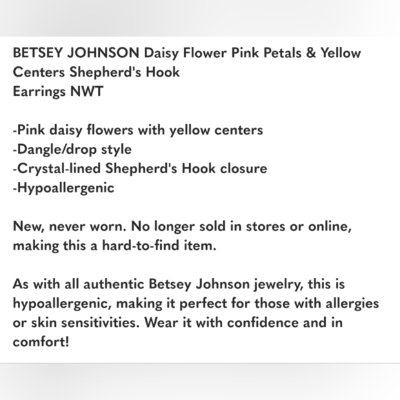 🔹️BETSEY JOHNSON 🔹️Daisy Flower Pink Petals & Yellow Centers Dangle Earrings - Picture 4 of 4
